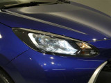 LEDヘッドライトです。デザイン性がよくとても明るいので、夜間の走行や悪天候でも安心です。しかも長寿命!
