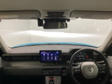 フロントガラスが大きく、ワイドな視界で運転もしやすくなるように設定されています。