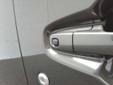 運転席ドアハンドル周辺の写真です。