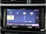 お車選びをお楽しみ頂けるよう、在庫車の展示スペースを十分に確保しております。