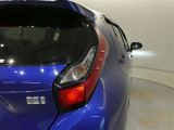 当店はお客様駐車場ももちろん完備しており、併せて新車も併設してますのでお気軽にご来店下さいませ。
