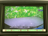 駐車時の安全をサポートするバックモニター。狭い場所でも安全に運転できます。後方の状況をしっかり確認しましょう。
