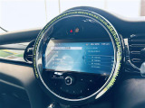 ◆LIBERALAは、輸入車選びの新たなスタイルを提案するインポート・セレクト・ブランドです。オーナー様となる方がクルマから直接感じる感性を第一にした、最良の一台との出会いをコーディネートいたします。