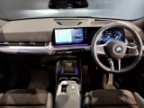 ☆センターパネルを運転席側に僅かに傾けたBMW独特のインパネ☆【駆け抜ける歓び】はここからもスタートしております☆