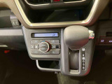 納車前にはプロのメカニックが、各部の点検を行います。ディーラーにしか出来ない品質、そしてサービスできっと満足していただけると思います!