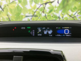 視認性の高いメーターパネルで、運転に必要な情報を的確に把握できます。ドライバーの心を惹きつけるデザインです。