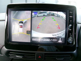 アラウンドビューモニター!空から見下ろしているかのような映像を映し出します。駐車時には安心ですよね♪