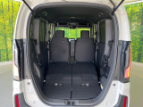 普段のお買い物や通勤、送迎等に十分な荷室スペースを確保しております。セカンドシートを倒すと、大きな荷物の積載も可能です♪