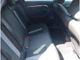 Audi正規ディーラーが高品質をお約束。高度な訓練・教育を受けたAudi専任メカニックが、100項目にもおよぶ精密な点検を実施。すべてクリアしたAudi車だけ、あなたのお手元に届けられるのです