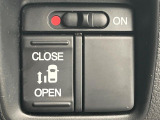 【パワースライドドア】スマートキーや運転席のスイッチでスライドドアの開閉が可能♪電動だから力を入れてドアを開ける必要が無く、小さいお子様でも、重い荷物を持っている時もラクに開け閉めできます♪