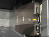 ETCカードを挿入することで高速道路をキャッシュレスで通行。ETCスマートインターチェンジやETC専用インターチェンジが利用できたり、とても便利なアイテムです!
