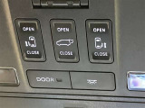 運転席天井部のサテライトスイッチです。