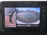 【アラウンドビューモニター】専用のカメラにより、上から見下ろしたような視点で360度クルマの周囲を確認することができます☆死角部分も確認しやすく、切り返しや駐車も安心して行えます。