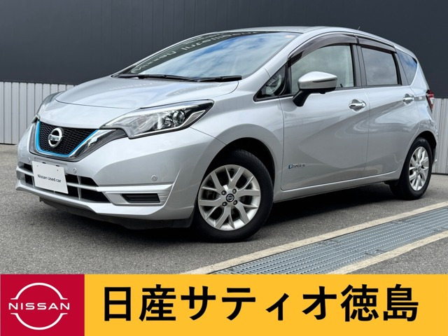 ノート 1.2 e-POWER X 助手席回転シート