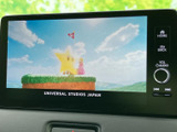 停車中に、地デジTVやDVDを楽しめます。長距離移動や待ち時間も快適に過ごせるので、ご家族でのドライブにも最適です。
