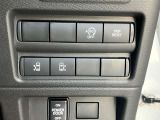 両側オートスライドドアです♪運転席のボタンやキーのボタンでも開閉できます!手荷物がいっぱいの時でも簡単にドアの開け閉めができるのでとっても便利です♪