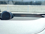 【Bowers & Wilkins】ボルボのプレミアムオーディオ。車内空間という特殊な環境に100年以上の伝統を持つイェーテボリ交響楽団の音響を再現した「コンサートモード」を搭載。