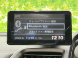 高音質オーディオが、車内をコンサートホールのように演出。快適なドライブをさらに楽しくします。様々な音源を楽しみましょう。