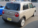 最小回転半径は4.4m!ハンドルを回せばグルっと小回りが効きますので、駐車場や狭い路地の運転もラクラクです!