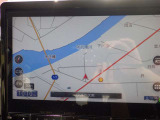 カーナビもついております!見やすい画面で初めての道も目的地までのドライブを快適にサポートします!