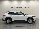 【まるごとクリーニング】シートを取り外し、車内を徹底洗浄。隅々まで丁寧に仕上げています。