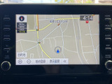 詳細な地図情報で、初めての道でも安心。渋滞情報にも対応し、スムーズなルート案内で目的地まで快適にお届けします。