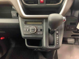 群馬ダイハツでは、安心してお乗りいただけるようにすべての車に検査・クリーニングを実施しています。