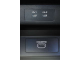 USBタイプC・HDMI接続が可能です。Apple CarPlayやAndroid Auto連携機能もあります ♪