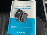 狭い場所でも安心のバックモニター。後方の状況を素早く確認でき、安全な駐車をサポートします。