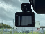 もしもの時に役立つドライブレコーダー付き!!あおり運転防止にも役立ちます!。