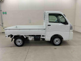 軽自動車、小型車を中心に常時300台展示車を御用意させて頂いております