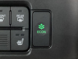 ★ECONスイッチ★ エコドライブを加速しよう!スイッチをONにすると、運転の仕方によるロスを抑え込み燃費をよくするようクルマが頑張ります(*^ー^*)燃費向上にチャレンジ♪