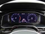 デジタルメータークラスター【Digital Cockpit Pro】付き車両。メーター内にナビゲーションが表示されます。