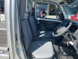 運転席周りです
