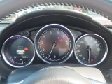 シンプルで視認性の良いメーター!&ハンドル廻り