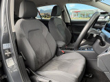 &ldquo;Certified Pre-Owned&rdquo;はお客様の安全性のため、厳しい基準を設定しています。その厳しいチェックをクリアして選び抜かれた車両だけを、ベストコンディションに仕上げてお届けします。