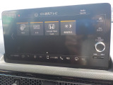 運転席から各種ボタンの操作がしやすいように設計されたデザイン。ドライブなでもスマートに操作ができます♪