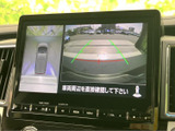 バックモニターで、狭い場所での駐車や車庫入れも安心。後方の状況をクリアに確認でき、安全な運転をサポートします。運転に自信がない方にもおすすめです。