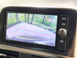 【バックカメラ】駐車時に後方がリアルタイム映像で確認できます。大型商業施設や立体駐車場での駐車時や、夜間のバック時に大活躍!運転スキルに関わらず、今や必須となった装備のひとつです!