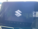 【メーカー純正9型ナビ】インテリアに溶け込むスタイリッシュな「専用設計」メーカーナビを装備♪視認性や操作性など基本性能にも優れ、より上質なカーライフをお楽しみいただけます。