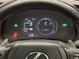 F SPORT専用メーターです。