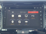 お好みの音楽を高品質で楽しめます。ラジオやUSB、Bluetoothなど、様々なソースに対応。車内でのエンターテイメントを充実させてくれるでしょう。