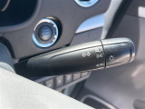 【オートライト(AUTO)】外の明るさをシステムが感知して、自動でヘッドライトが点灯します!ヘッドライトをつけ忘れを防ぐ便利機能です。