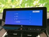 ラジオや音楽など、多彩な音源を楽しめます。お好みのチャンネルや楽曲を、クリアな音質でお届けします。