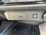 ナビ連動USB充電口