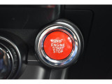 エンジンスタート&ストップをキーを取り出すことなく実現するプッシュスタート装着車!ポケットや鞄を探すストレスから開放されます。