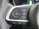 ステアリングスイッチです!視線を逸らすことなく操作することができます!