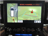 後方の見える安心をお届けするバックガイドモニター付:バックするときのアシストラインもあって楽々バック!車庫入れや縦列駐車をサポートし、苦手な駐車も安心です!今やもう手放せない装備ですネ♪