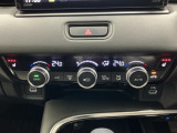 Wエアコン付きです!運転席・助手席それぞれ快適な車内でお過ごしいただけます。寒い時期には嬉しいシートヒーター付きです!