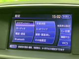 多彩な音源に対応し、お好みの音楽で車内空間を彩ります。快適なドライブには、こだわりのサウンドが欠かせません。